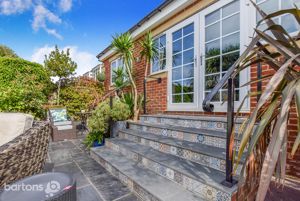 Photo 32- click for photo gallery